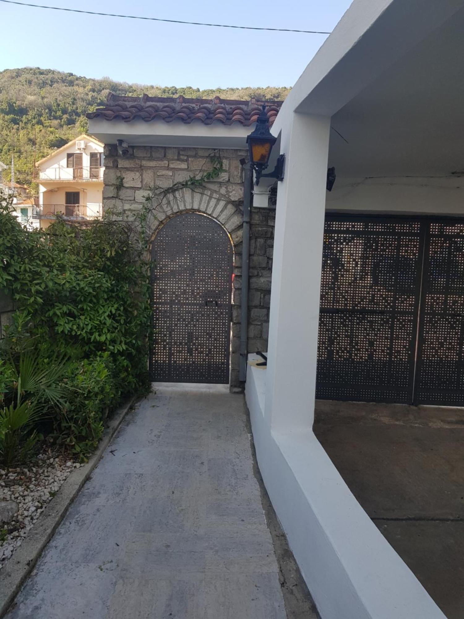 Studio Apartman Sa Pogledom Na More Meljine Exterior foto